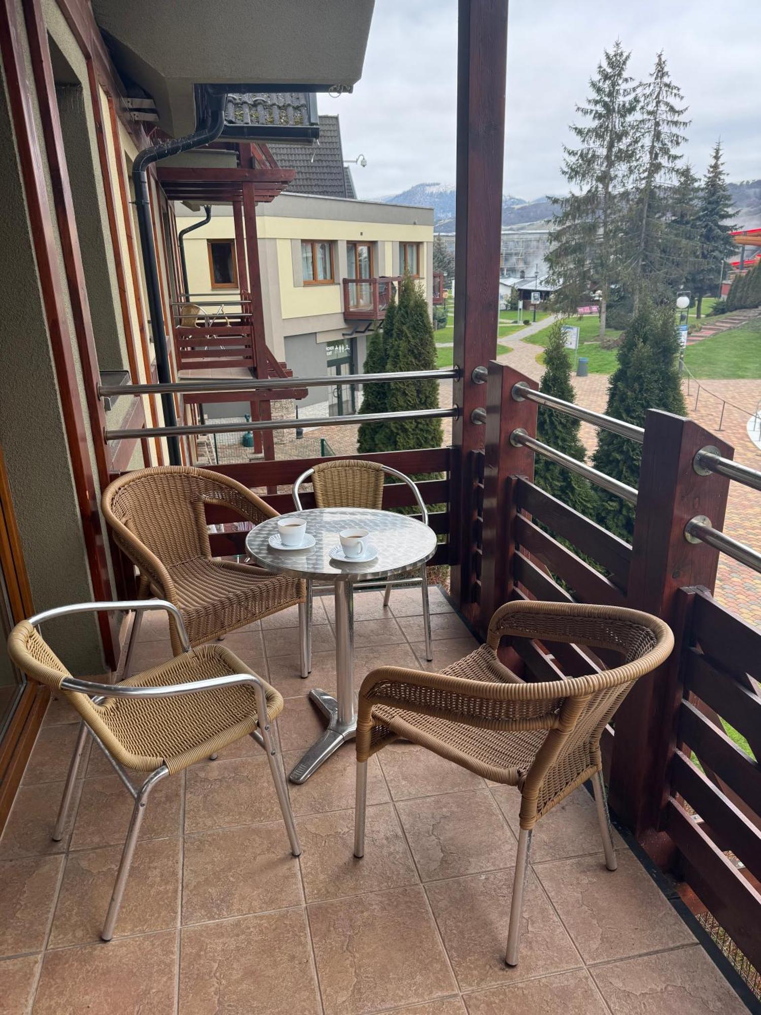 Apartman Paradise Bešeňová Eksteriør bilde
